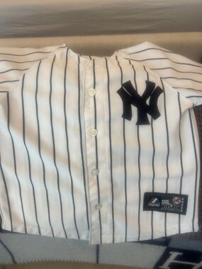 Majestic little boys Derek Jeter Jersey